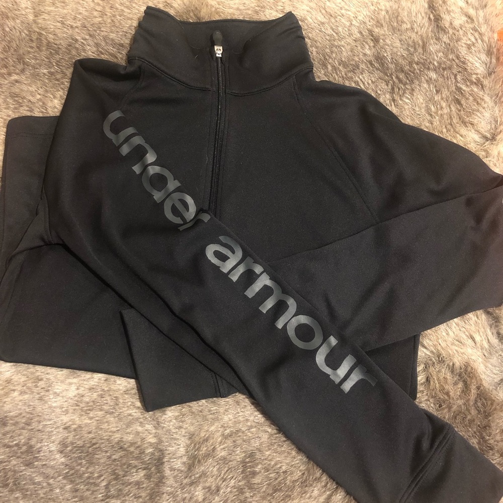 NWOT- Under Armour Pullover